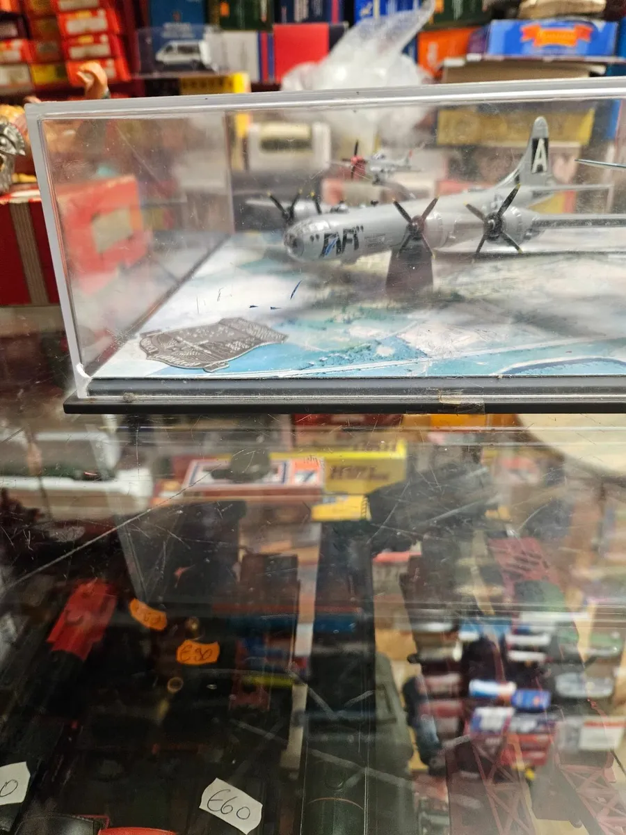 Corgi B29 and Fighter Escort - Image 2