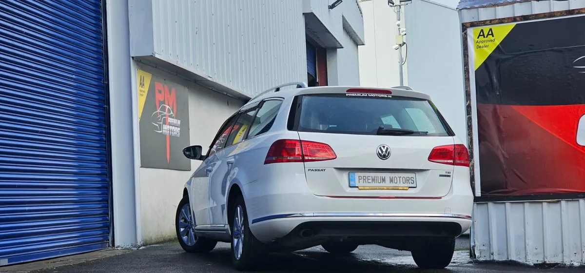 Volkswagen Passat Automatic - Image 4