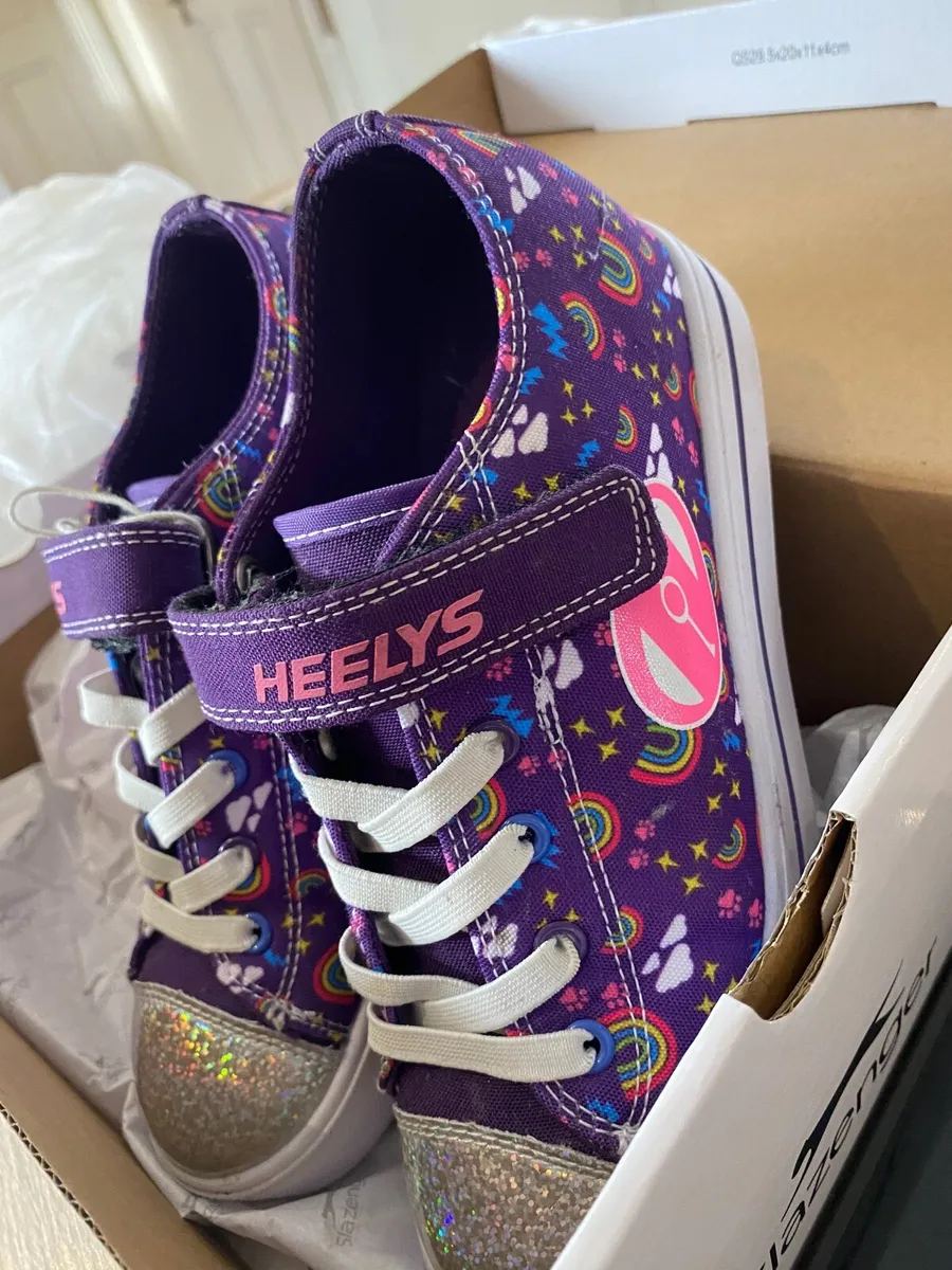 Heelys size 2 - Image 2