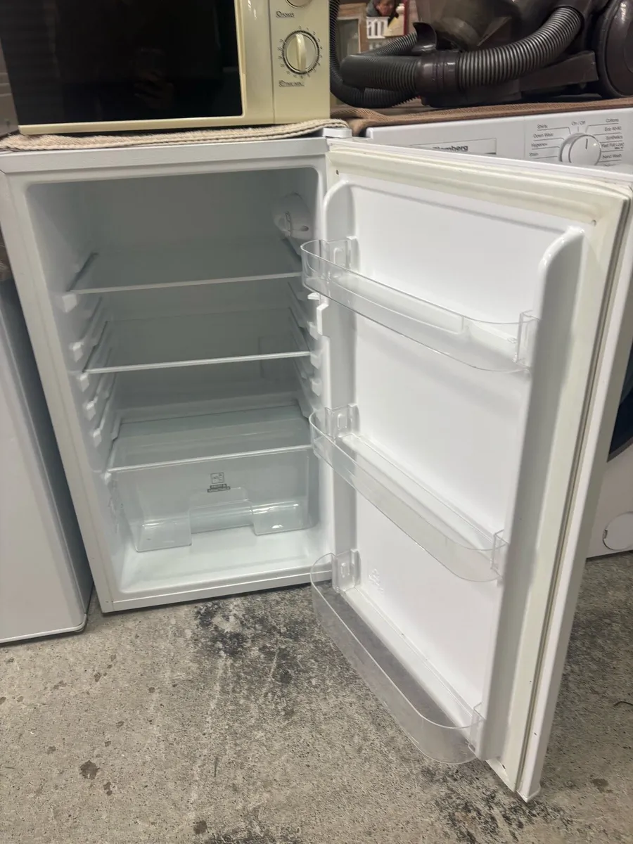 Essentials under counter fridge - Image 2