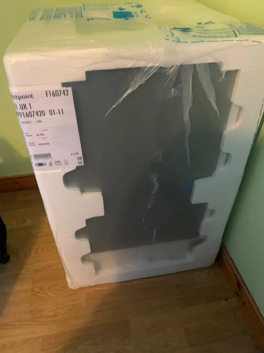 Integrated Fridge - Image 1