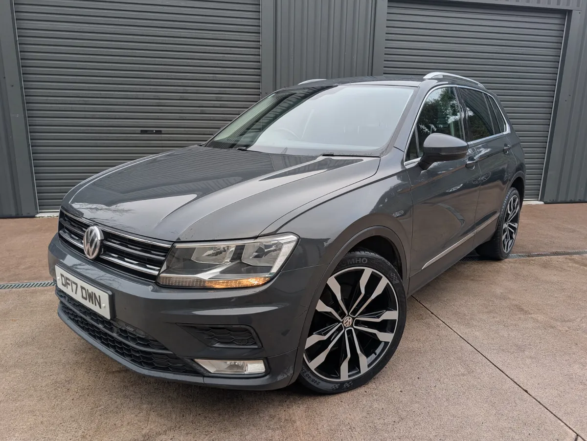 2017 VOLKSWAGEN TIGUAN 2.0 TDI SE NAV - Image 1