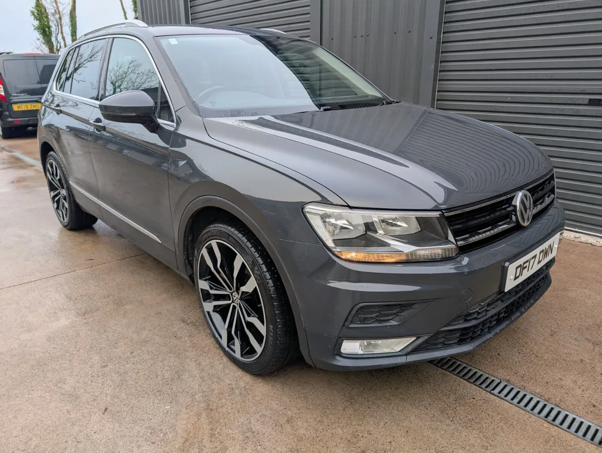 2017 VOLKSWAGEN TIGUAN 2.0 TDI SE NAV - Image 4