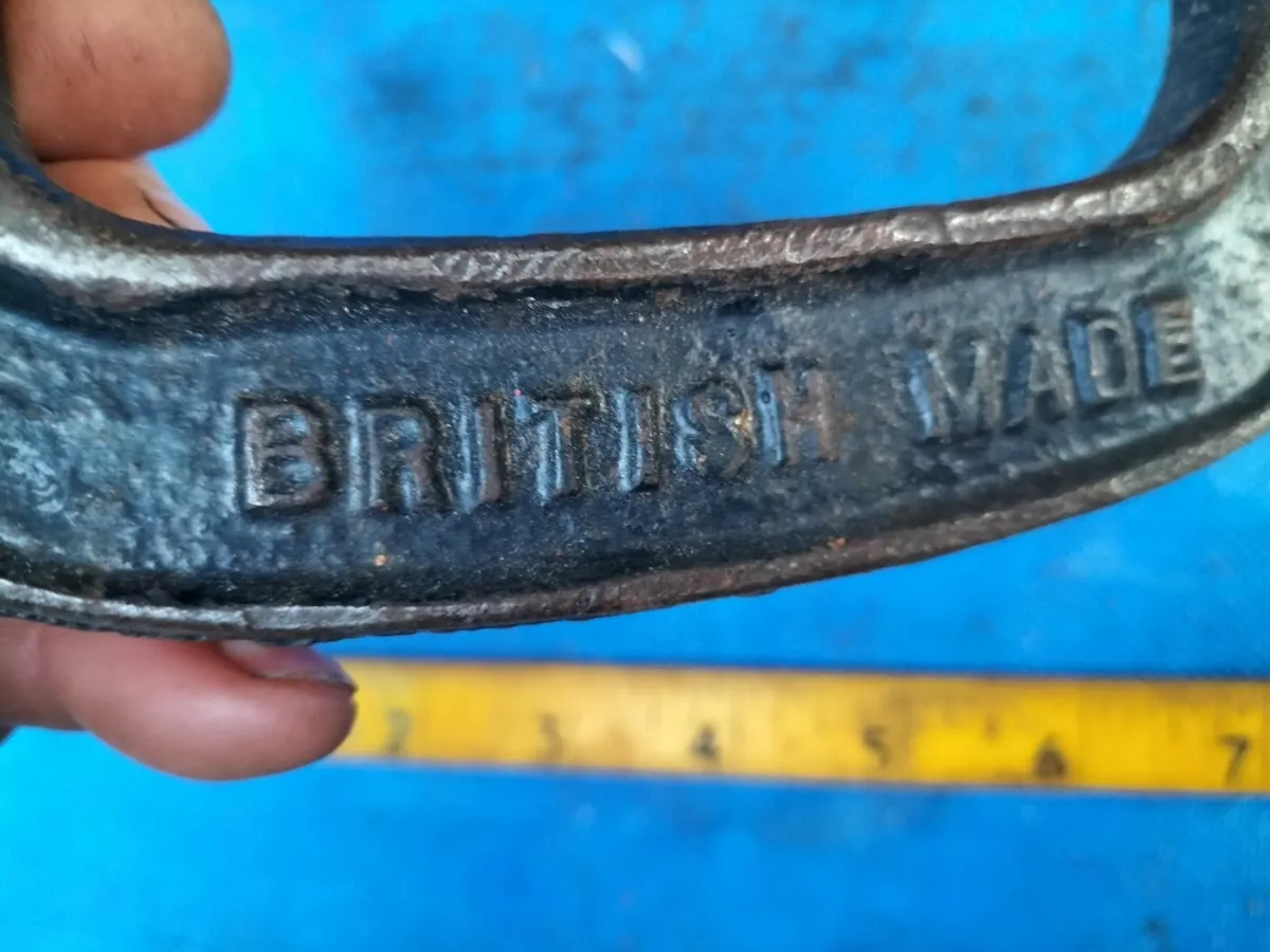 Pair of 3" G clamps by Woden - Image 2