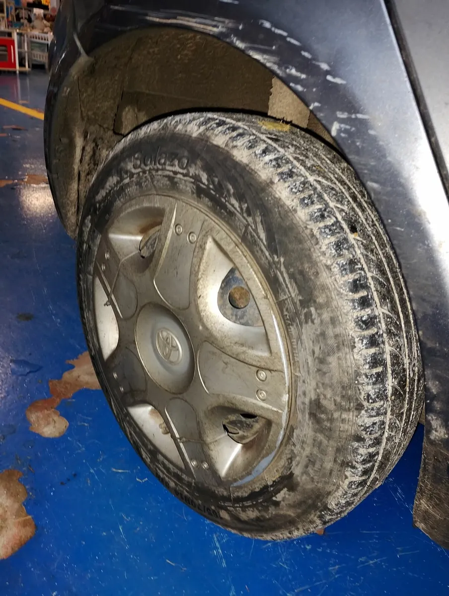 Toyota Yaris 2004, 1.0 Pet, Man – Spares/Rep - Image 2