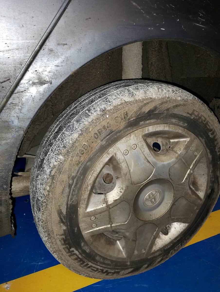 Toyota Yaris 2004, 1.0 Pet, Man – Spares/Rep - Image 3