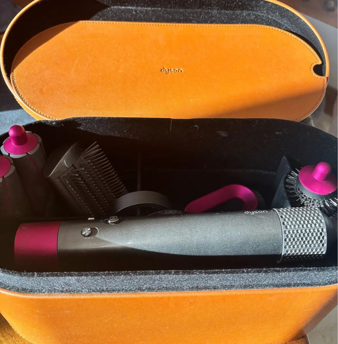 Dyson Air Wrap - Image 1