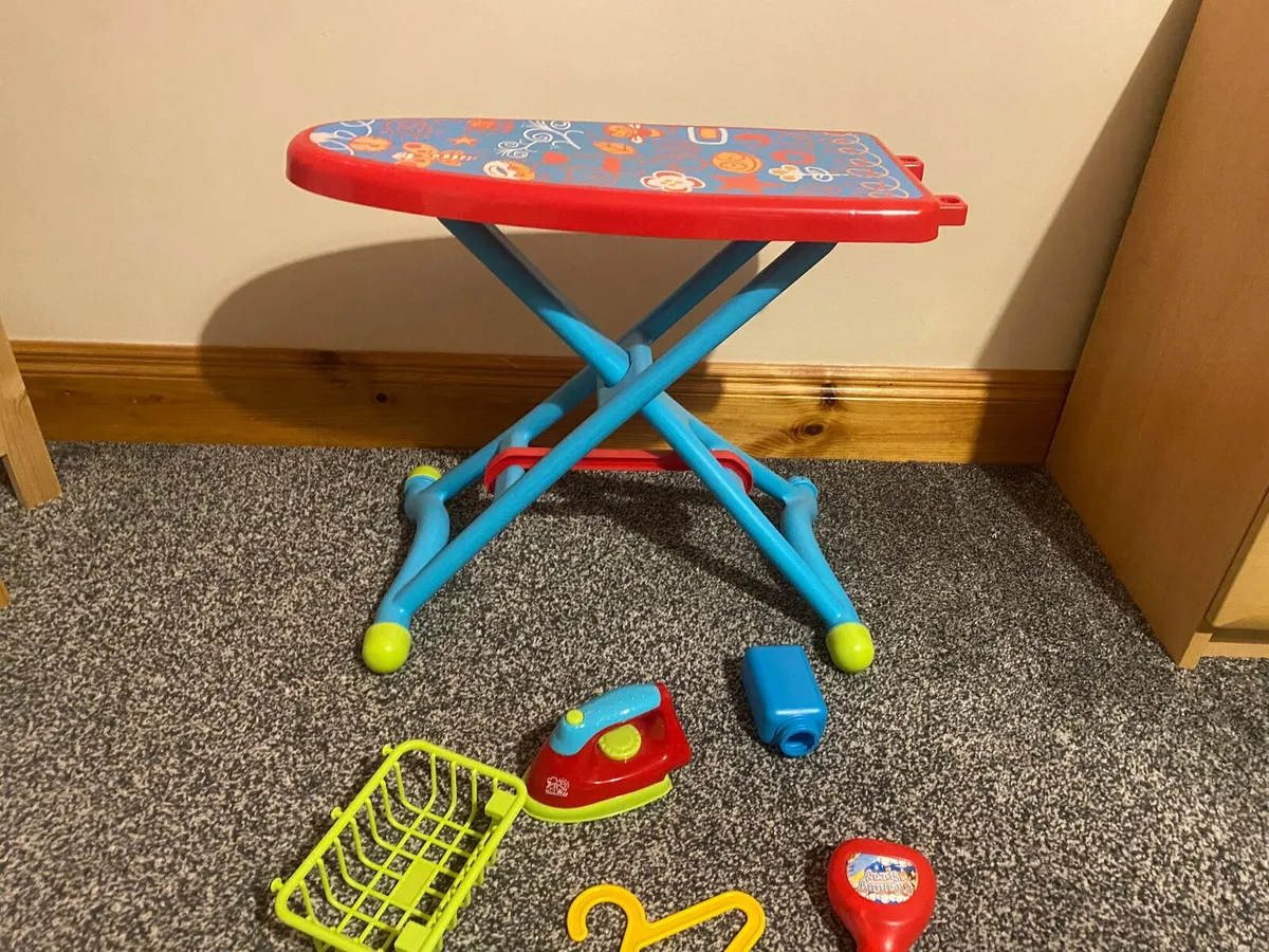 Kids Ironing Board - Image 1