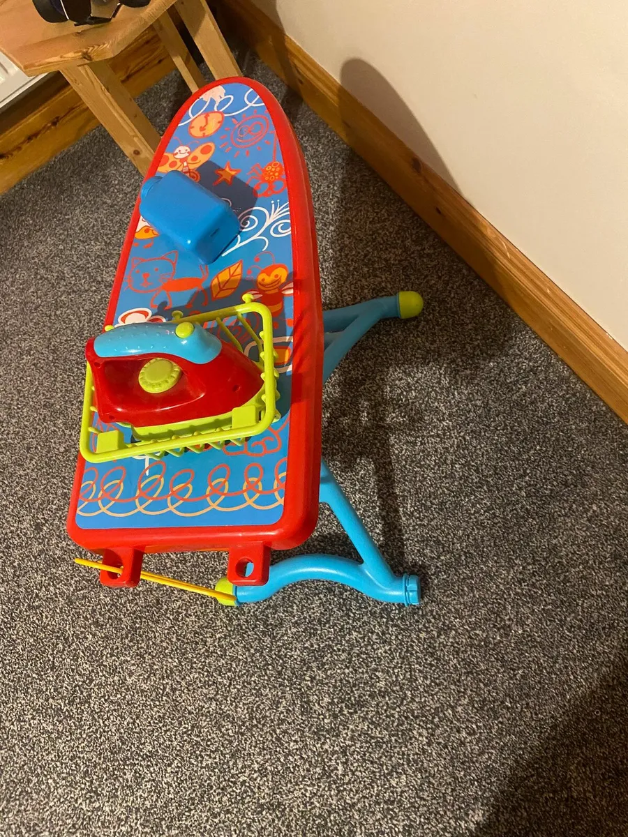 Kids Ironing Board - Image 2