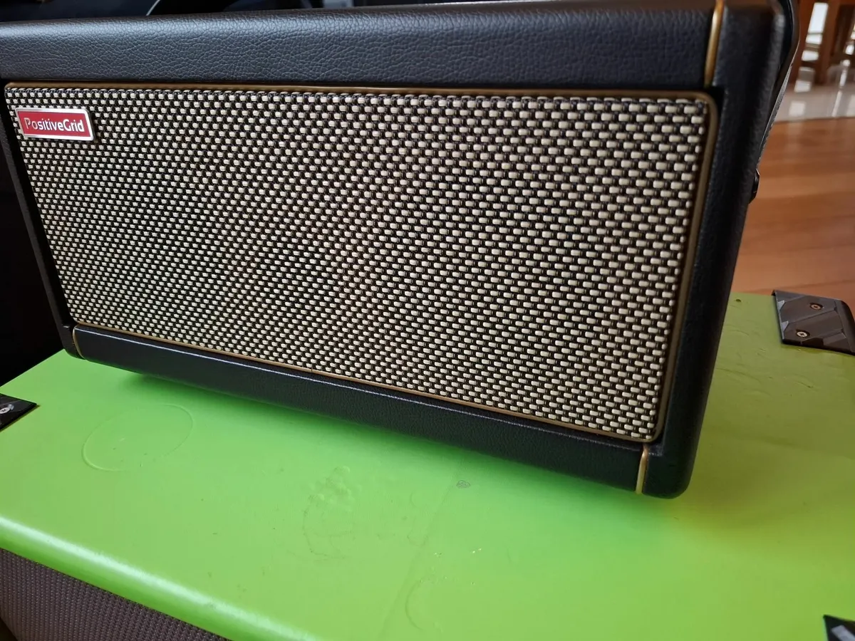 Positive Grid Spark 40 Amp And Custom Cab - Image 3