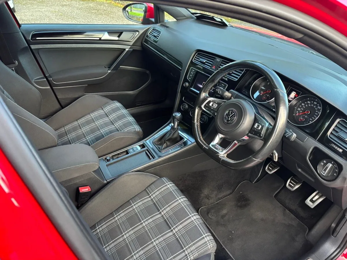 Volkswagen Golf GTD - Image 3
