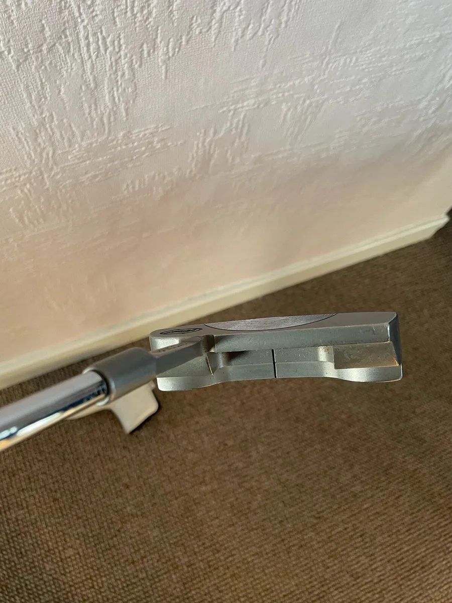YES putter - Image 2