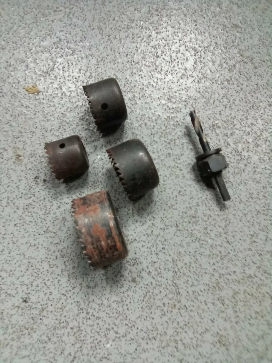 SET.  OF.  4.  HOLE. SAWS. - Image 2