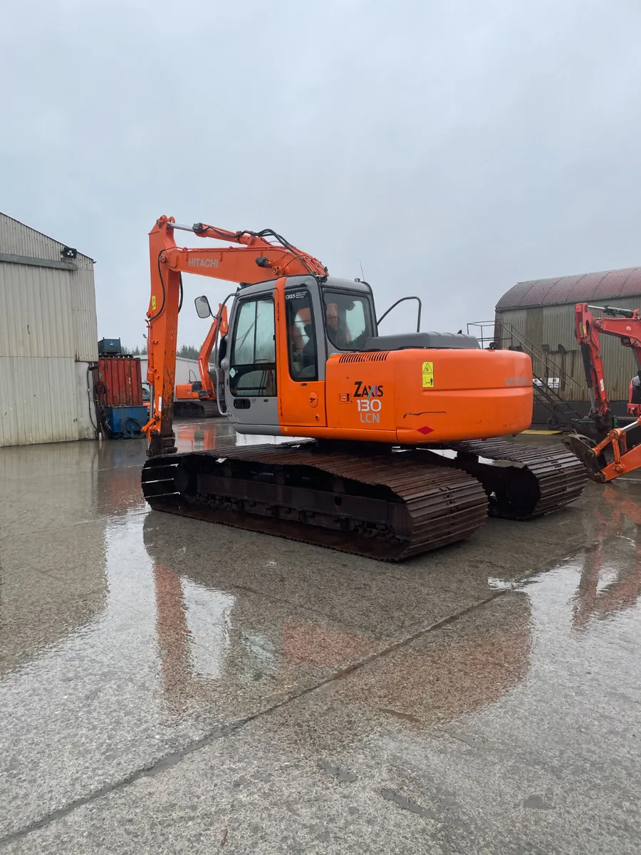 HITACHI ZX130-1 Bogmaster - Image 4