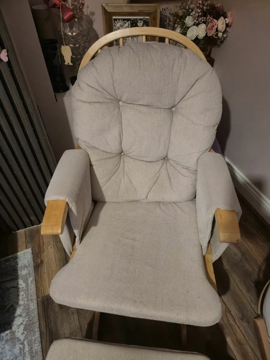 Rocking chair - Image 1