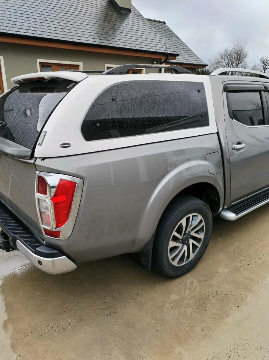 Nissan navara np300 canopy - Image 3