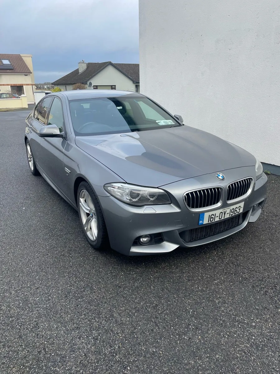 BMW 520d - Image 1