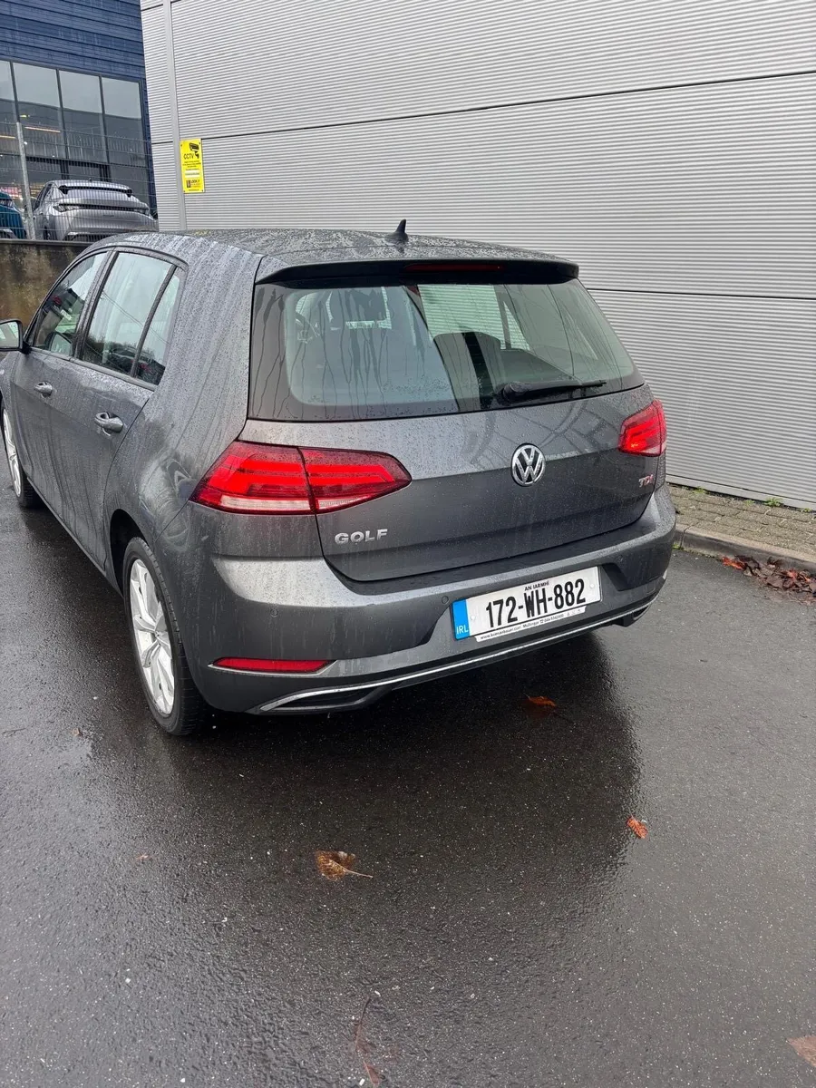 2017 Volkswagen Golf - Image 3