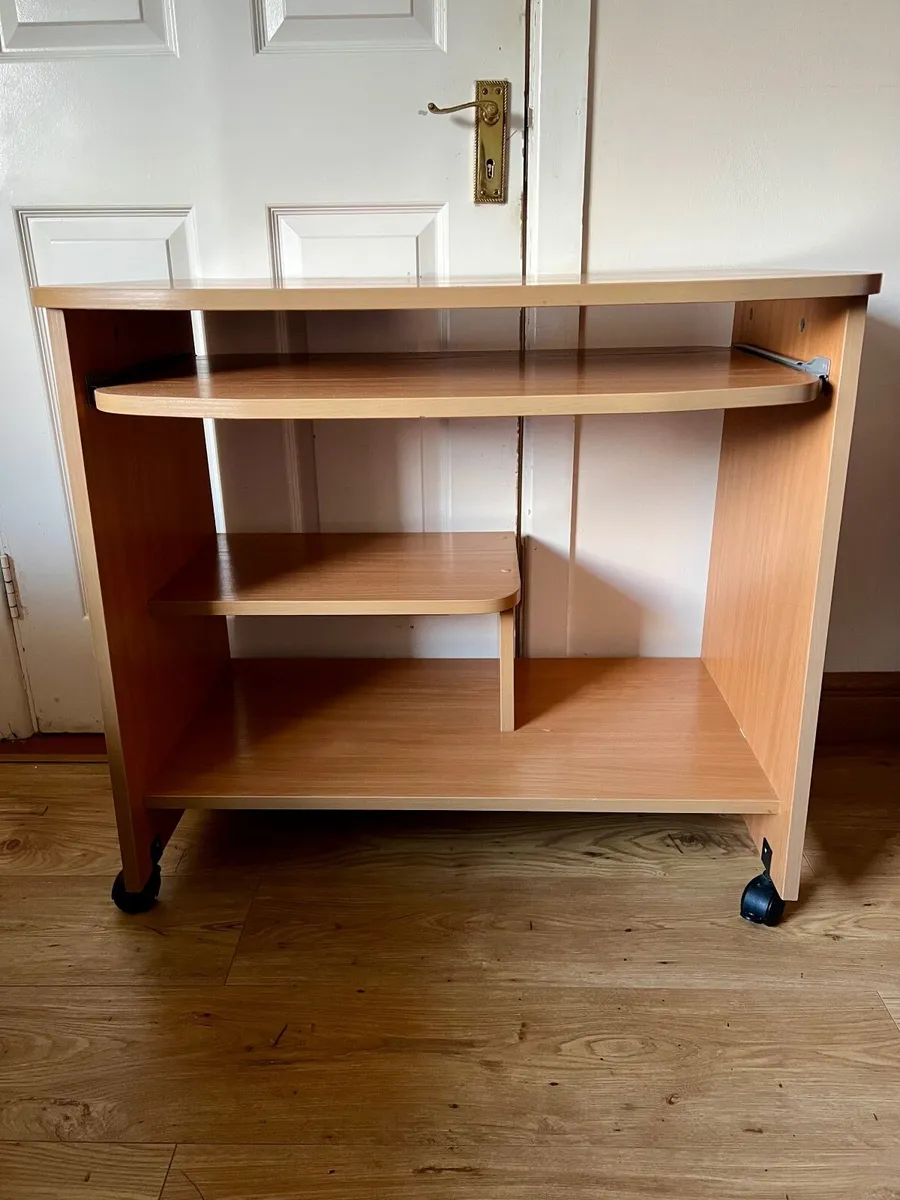 Small computer desk - Image 3