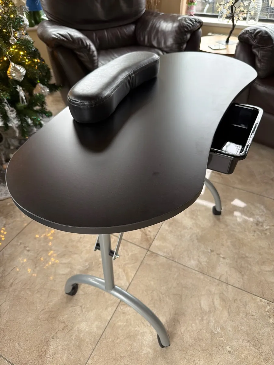 Foldable Manicure Table - Image 2