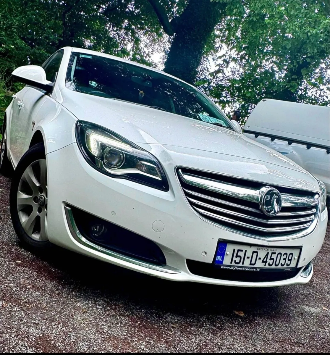 Vauxhall Insignia 2015 - Image 1