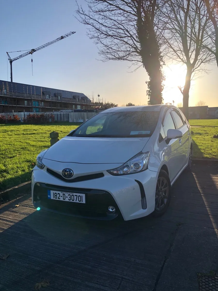 Prius Plus 7 Seater Toyota Hybrid MPV - Image 1