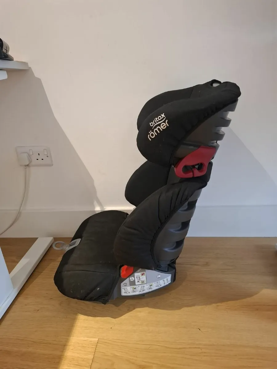 Britax Car Seat - Image 1
