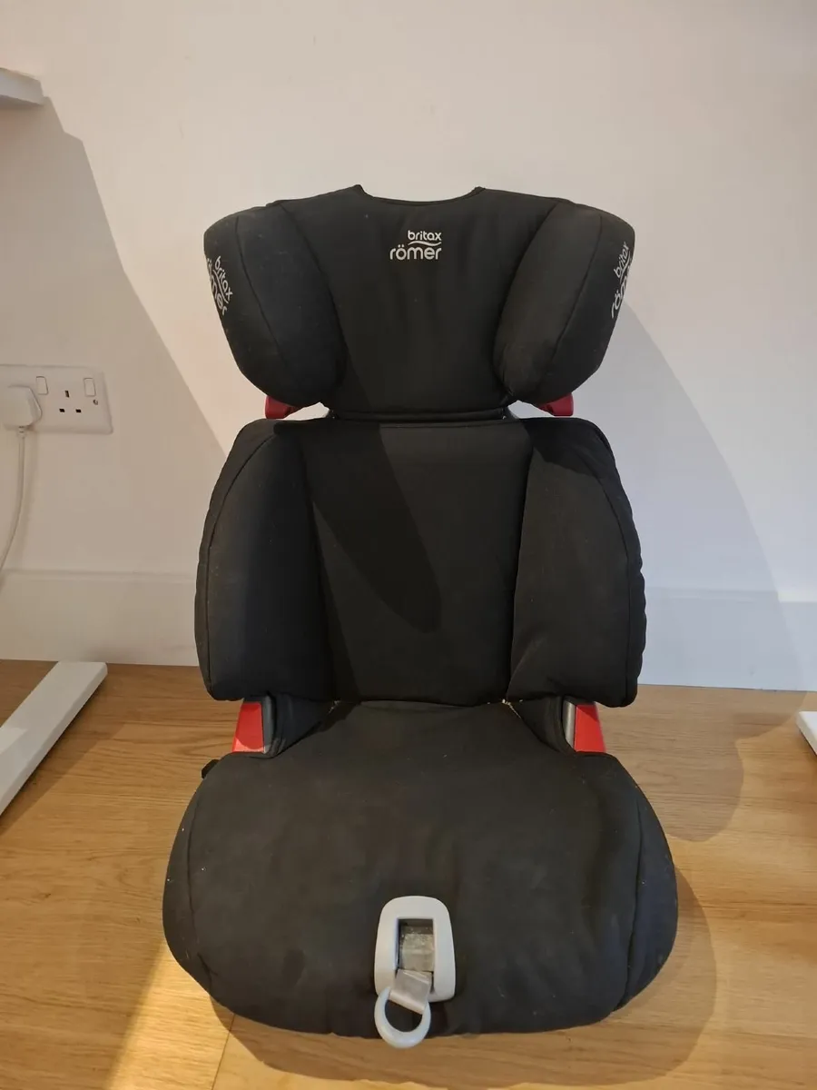 Britax Car Seat - Image 2