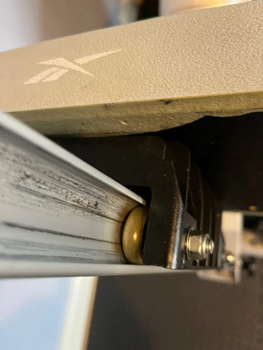 Reebok rowing machine for parts or repair - Image 4