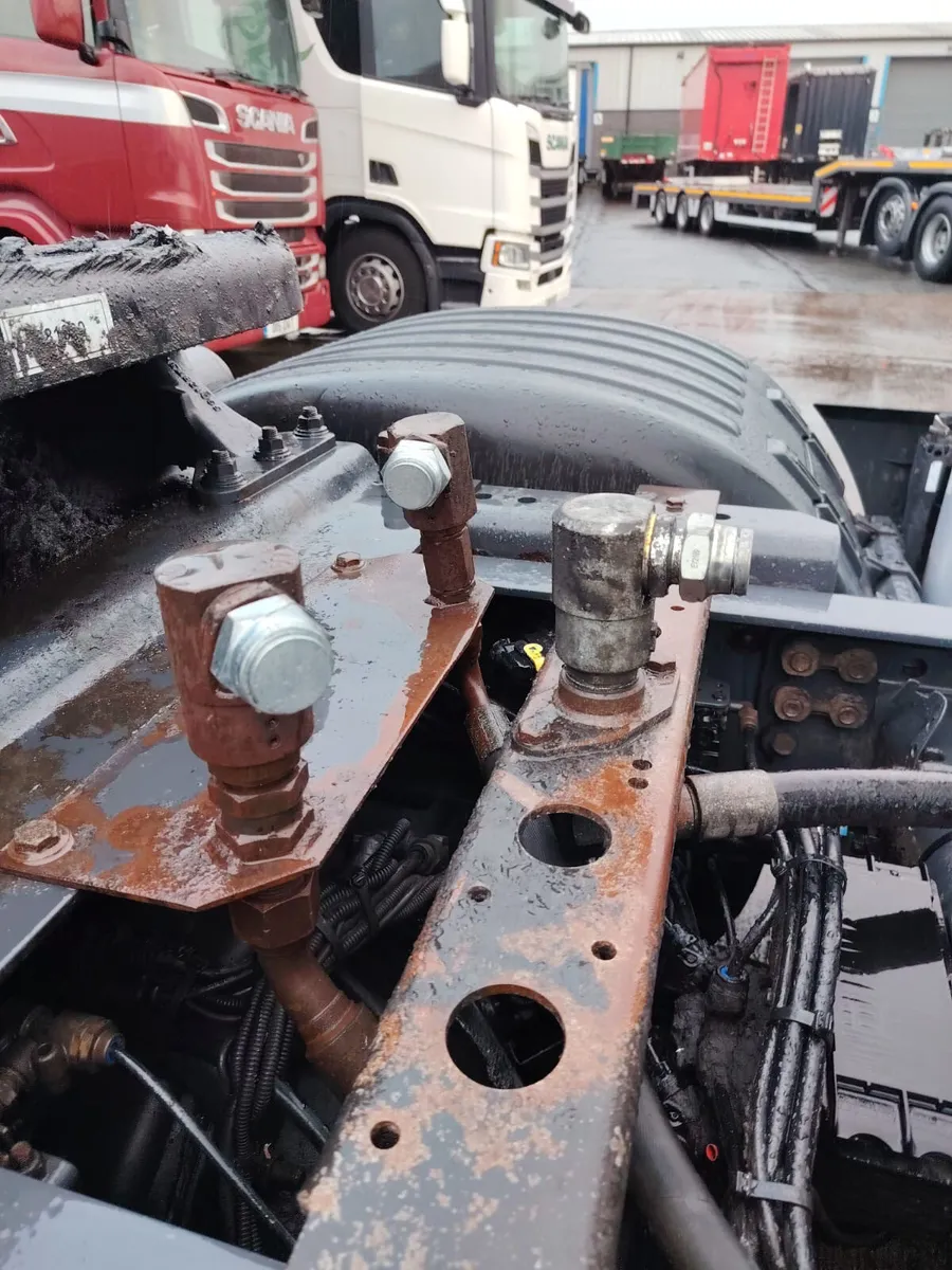 2019 Scania R450 Rear lift Twin line Hydraulic - Image 4