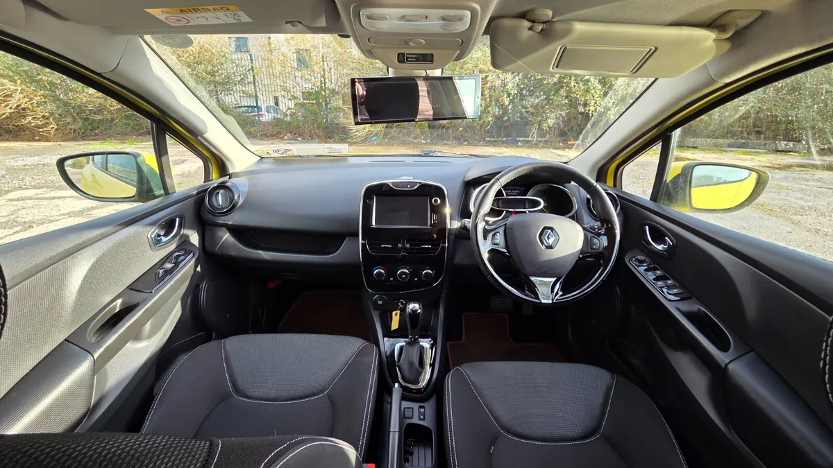 Clio Automatic - Image 4