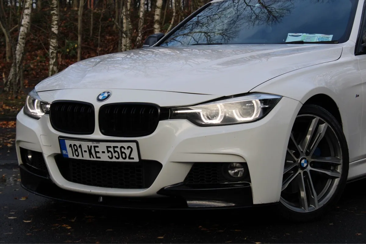 BMW 320i M-Sport Shadow Edition - Image 2