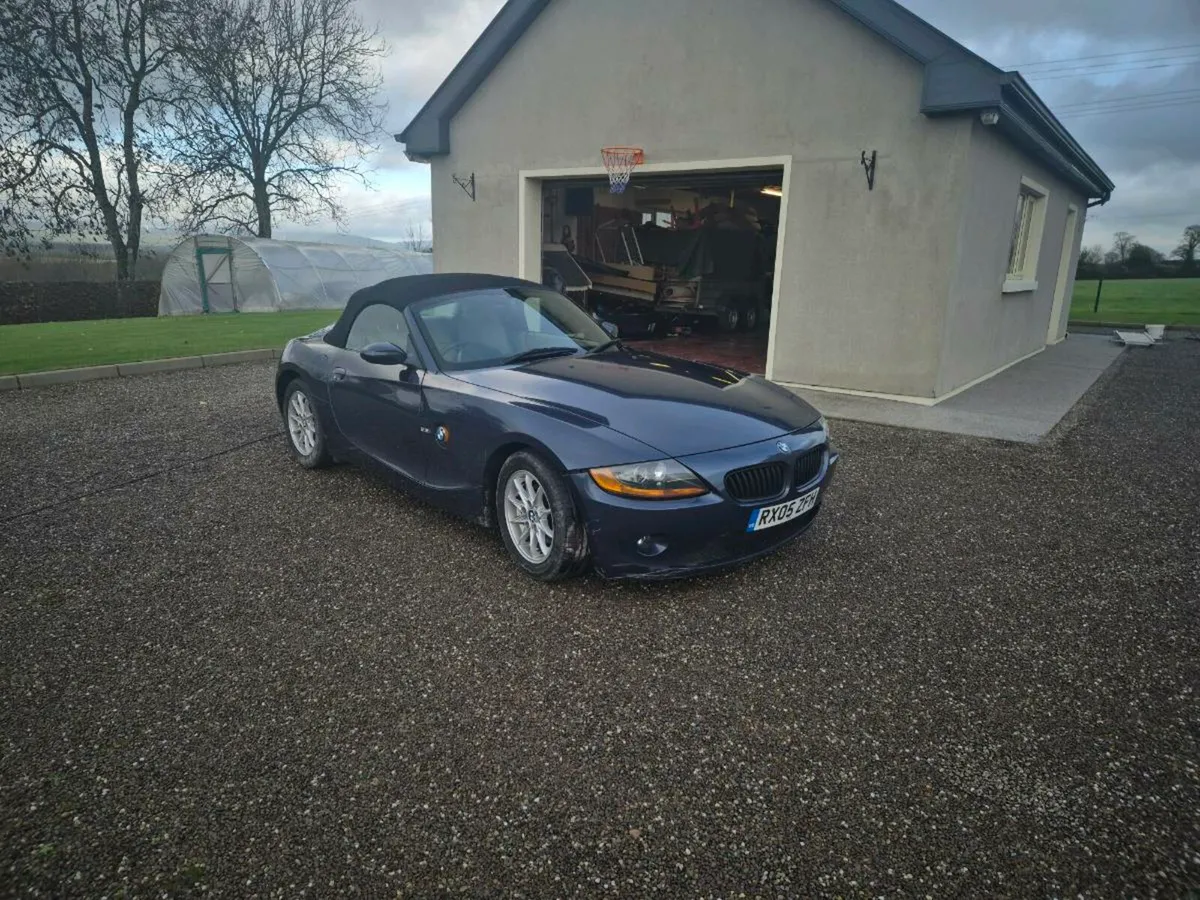 2005 BMW Z4 2.2 - Image 1