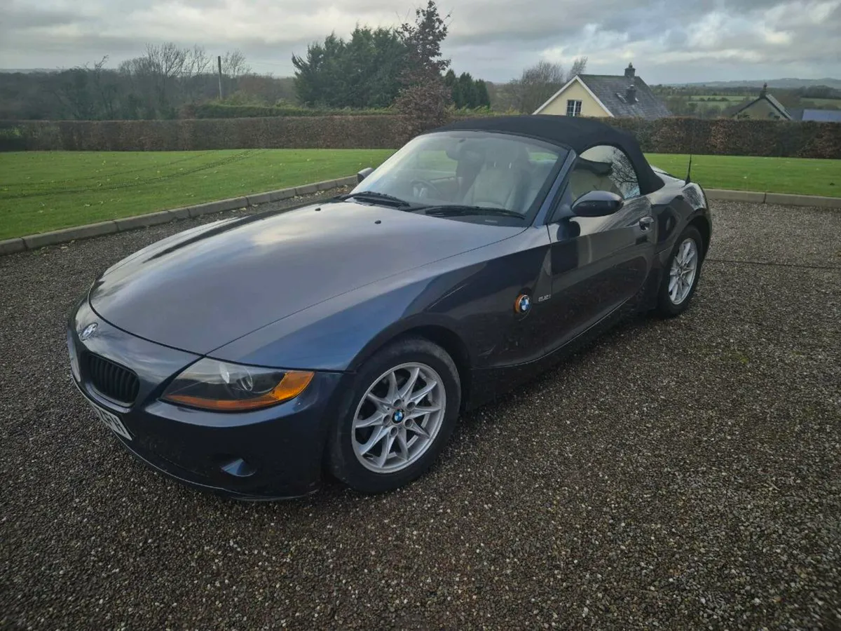 2005 BMW Z4 2.2 - Image 2