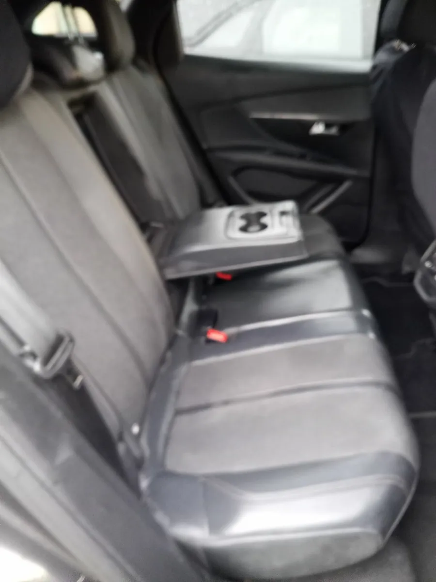 Peugeot 3008 2020 - Image 3