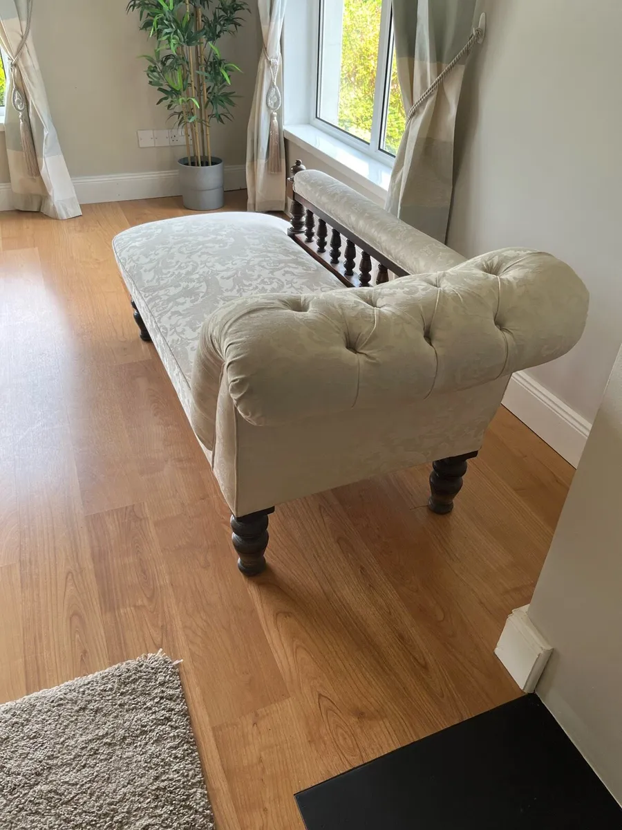 Antique chaise lounge - Image 3