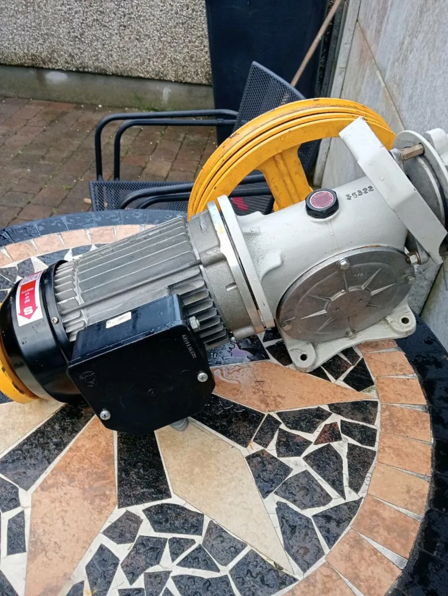 Motorized pulley - Image 3