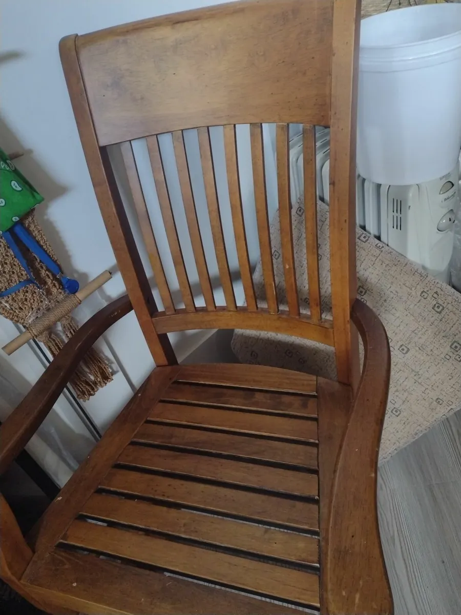 Heavy teak rocking chair - Image 4