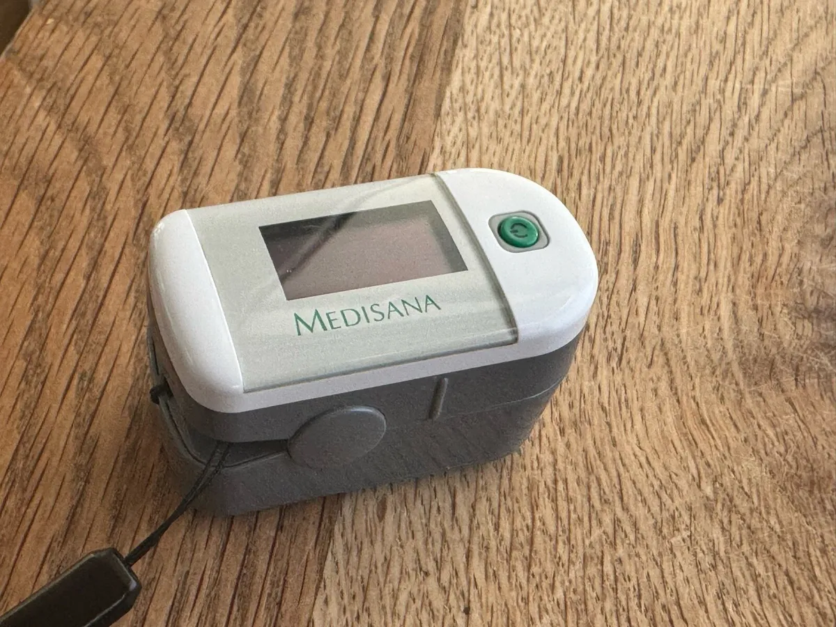 Pulse oximeter - Image 1