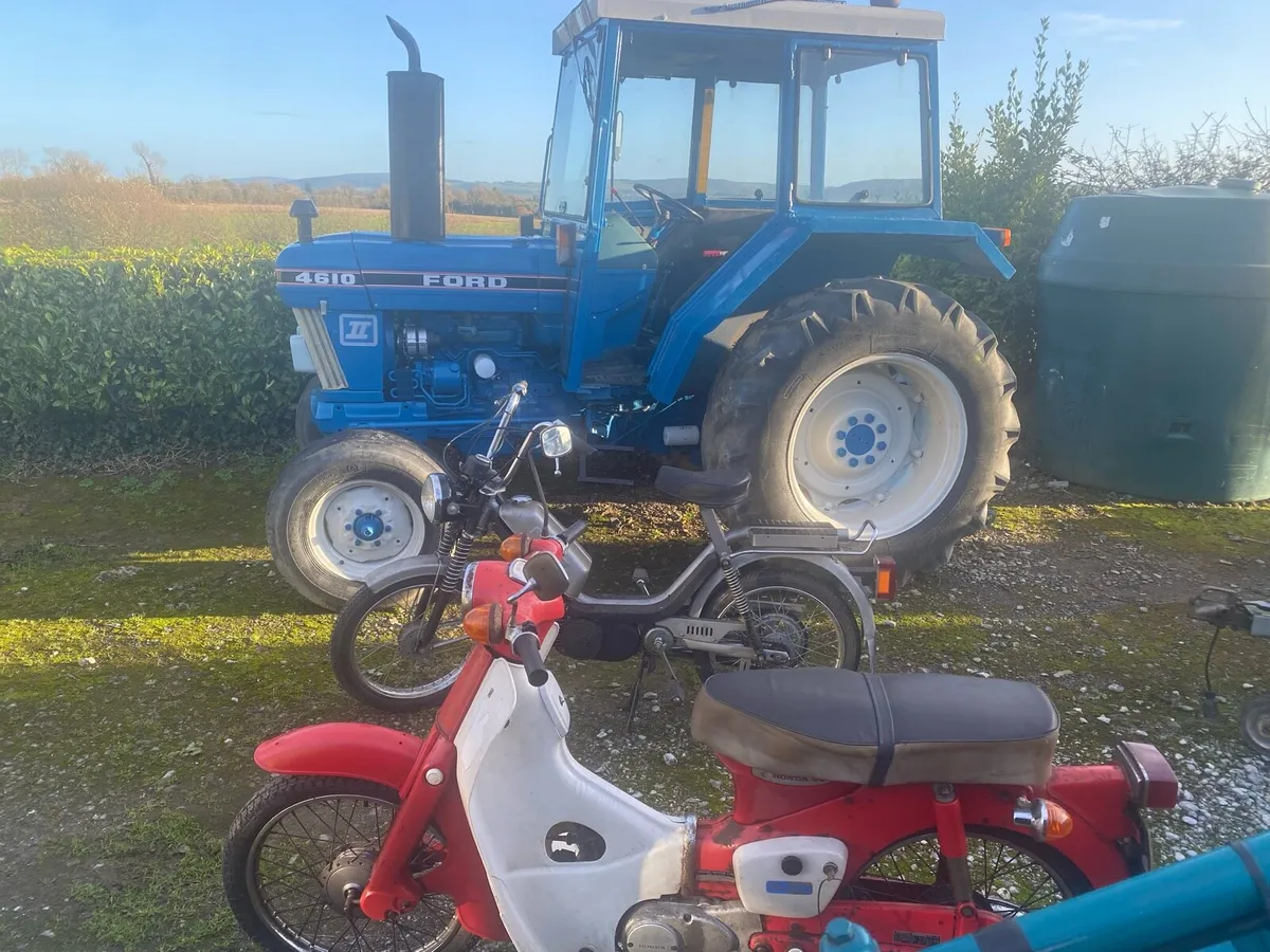 Vintage tractor - Image 4