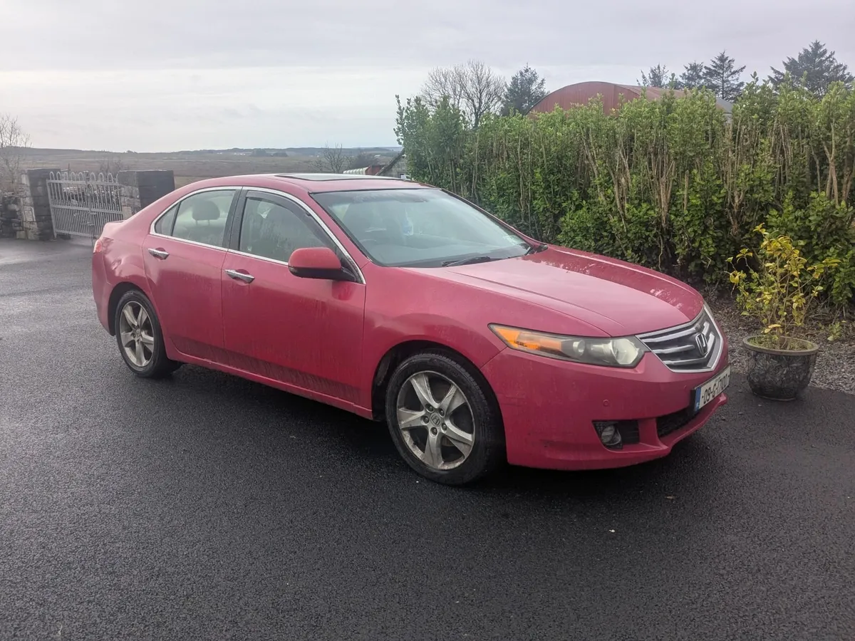Honda Accord 2009 - Image 1