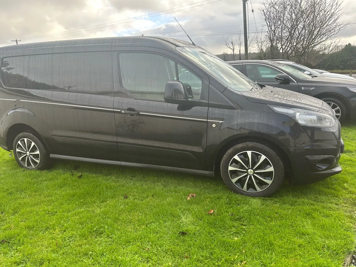 182 Ford Transit Connect LWB 1.5 TD, €7650. - Image 1