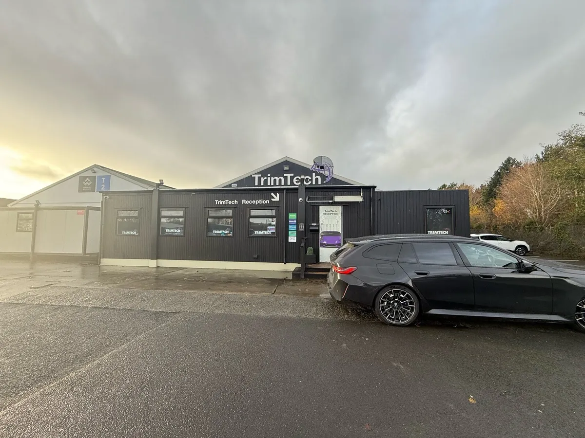 Modular office/storage - Image 1