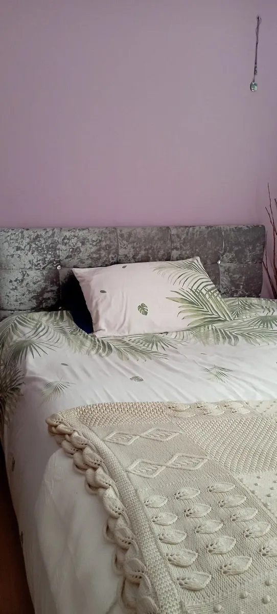 King/ Queen size Bed - Image 4