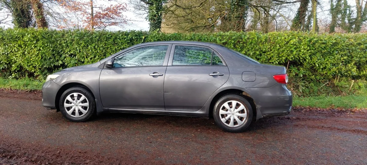 Toyota Corolla - Image 3