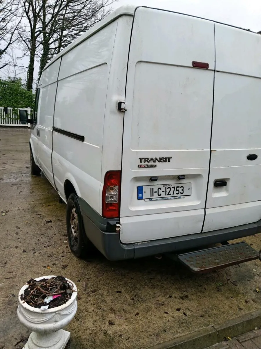 Transit vans for breaking - Image 3