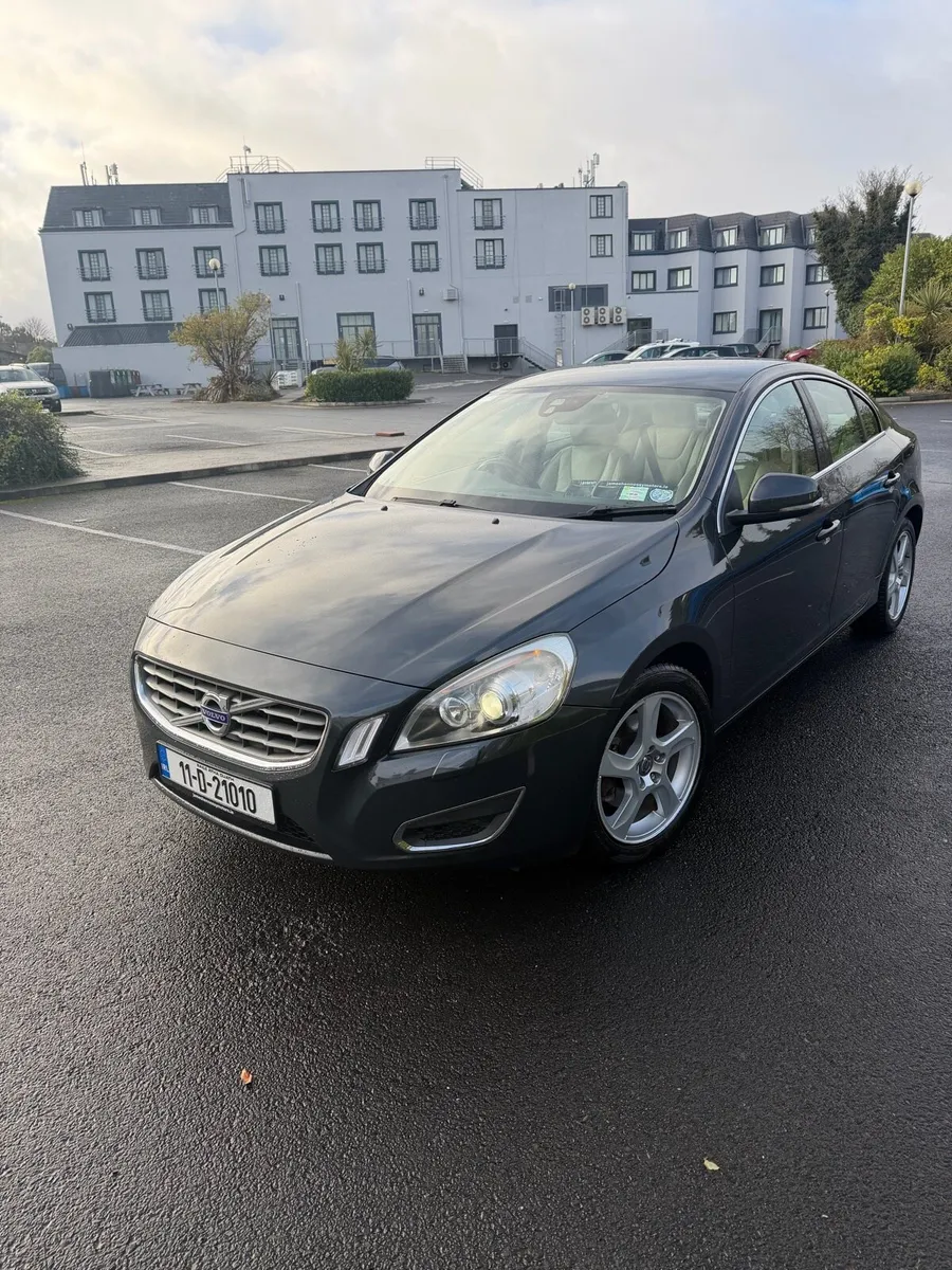 Volvo S60 - Image 3