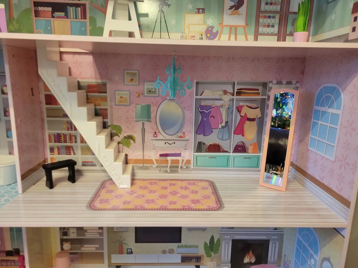 Dolls house - Image 3