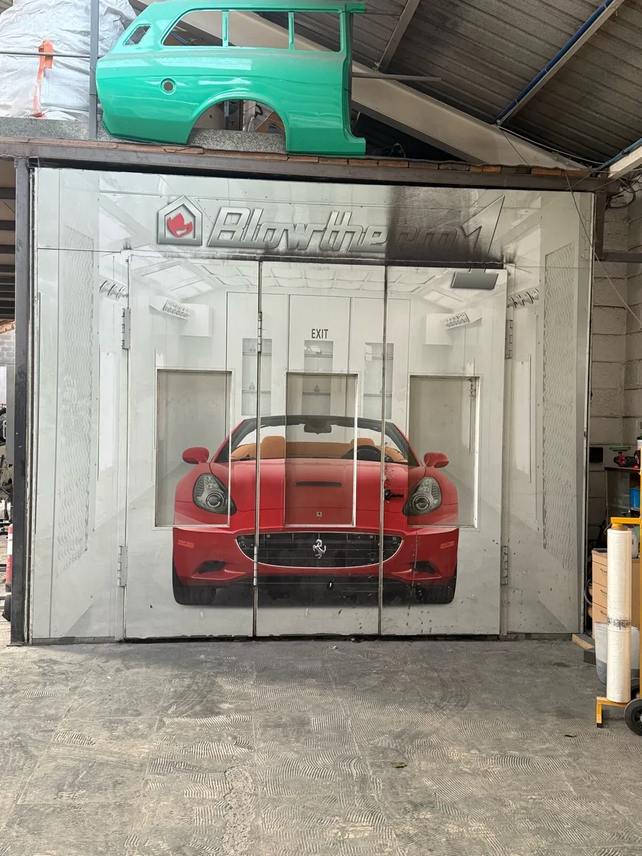 Blowtherm 8m commercial/car booth - Image 1