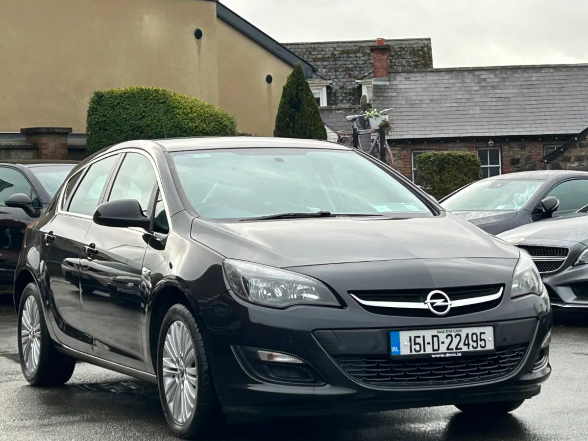 Opel Astra EXCITE 1.6CDTI 110PS ECO 5DR *HIGH SPEC - Image 3